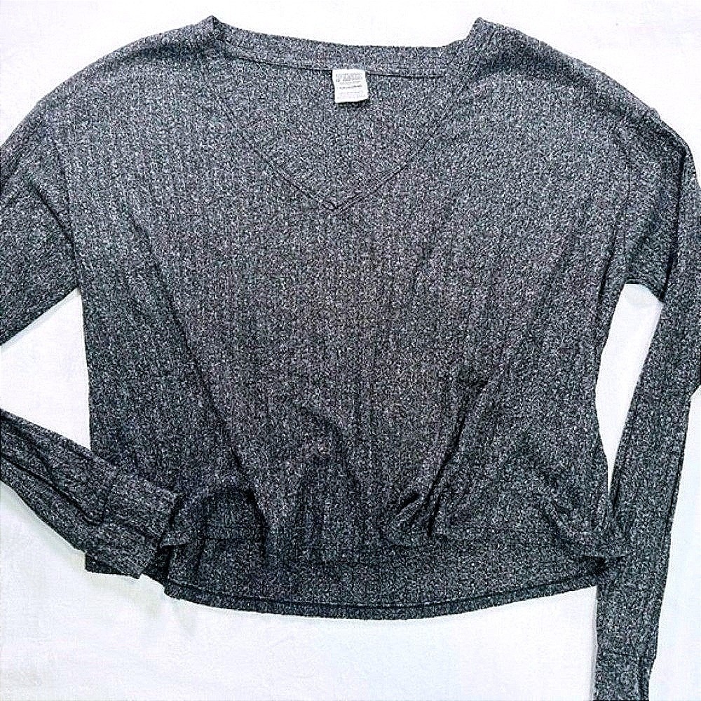 Victoria's Secret‎ PINK Ribbed V-Neck Cropped LS Top Grey Small Y2K 2000s Party